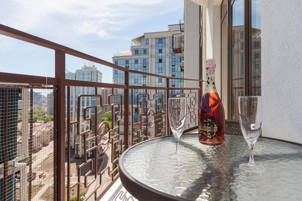 Arcadia Dream Apartment Odessa Exteriör bild
